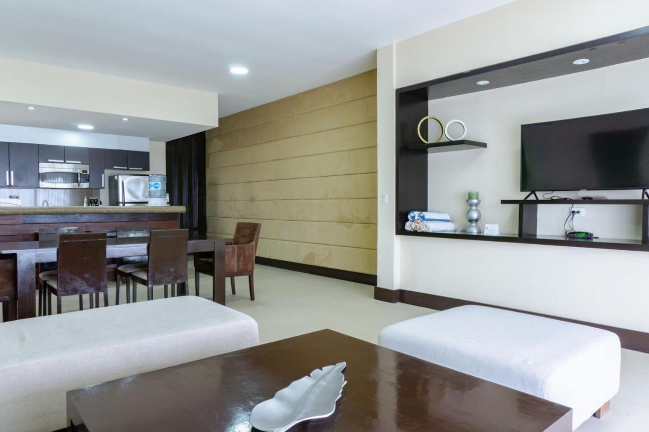 Aldea Beachside Condo Aparthotel 3*