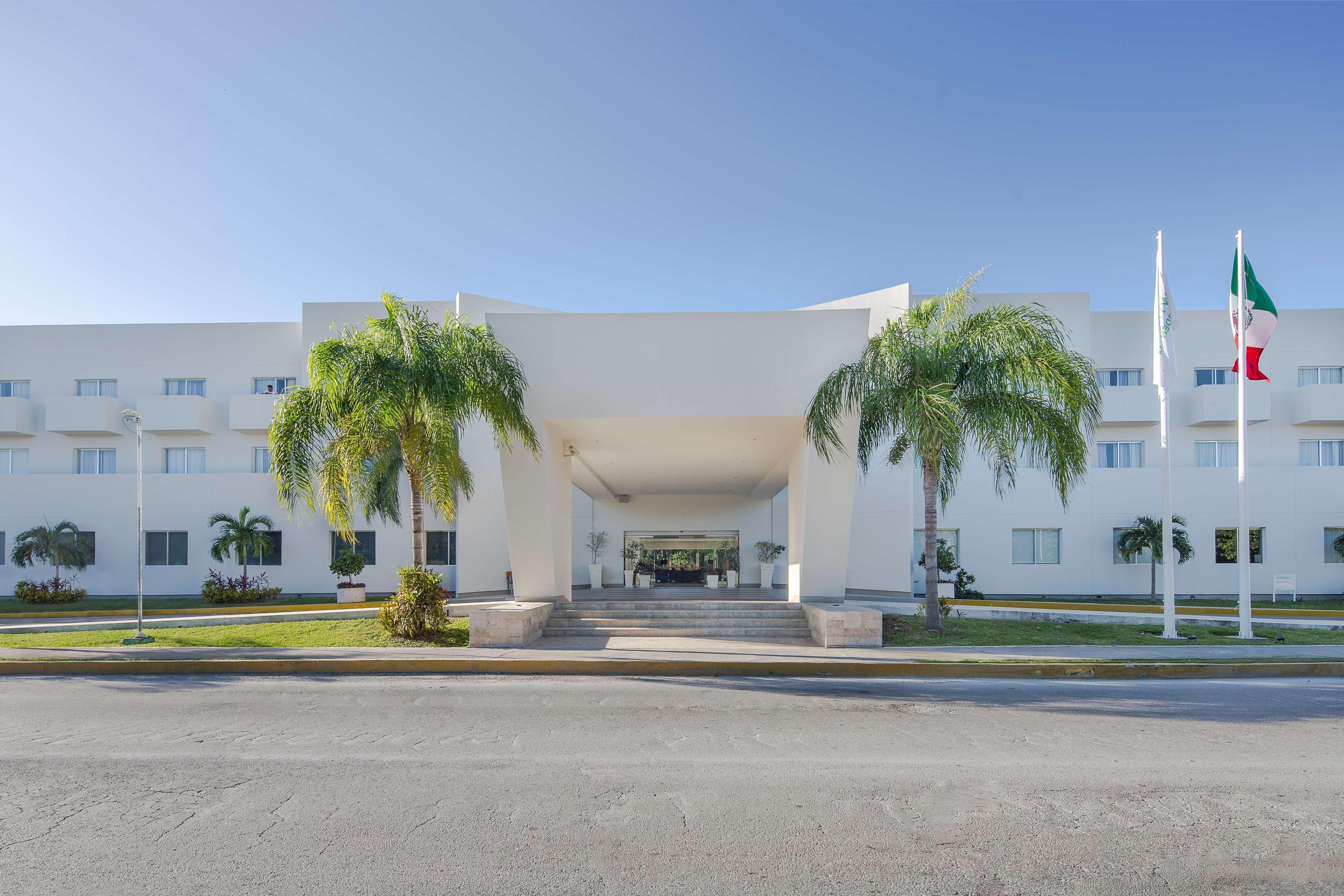 Wyndham Garden Hotel