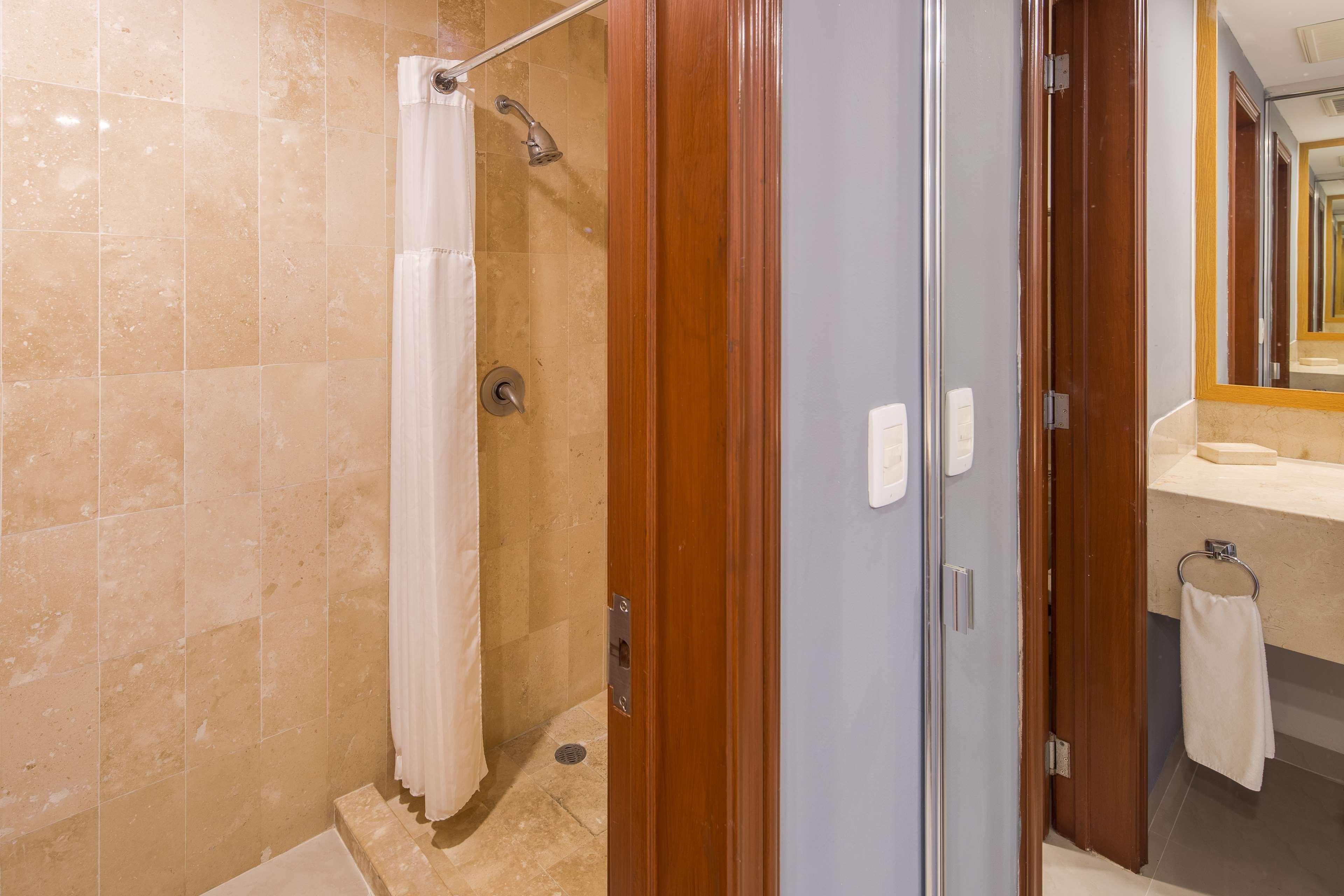 Wyndham Garden 5*
