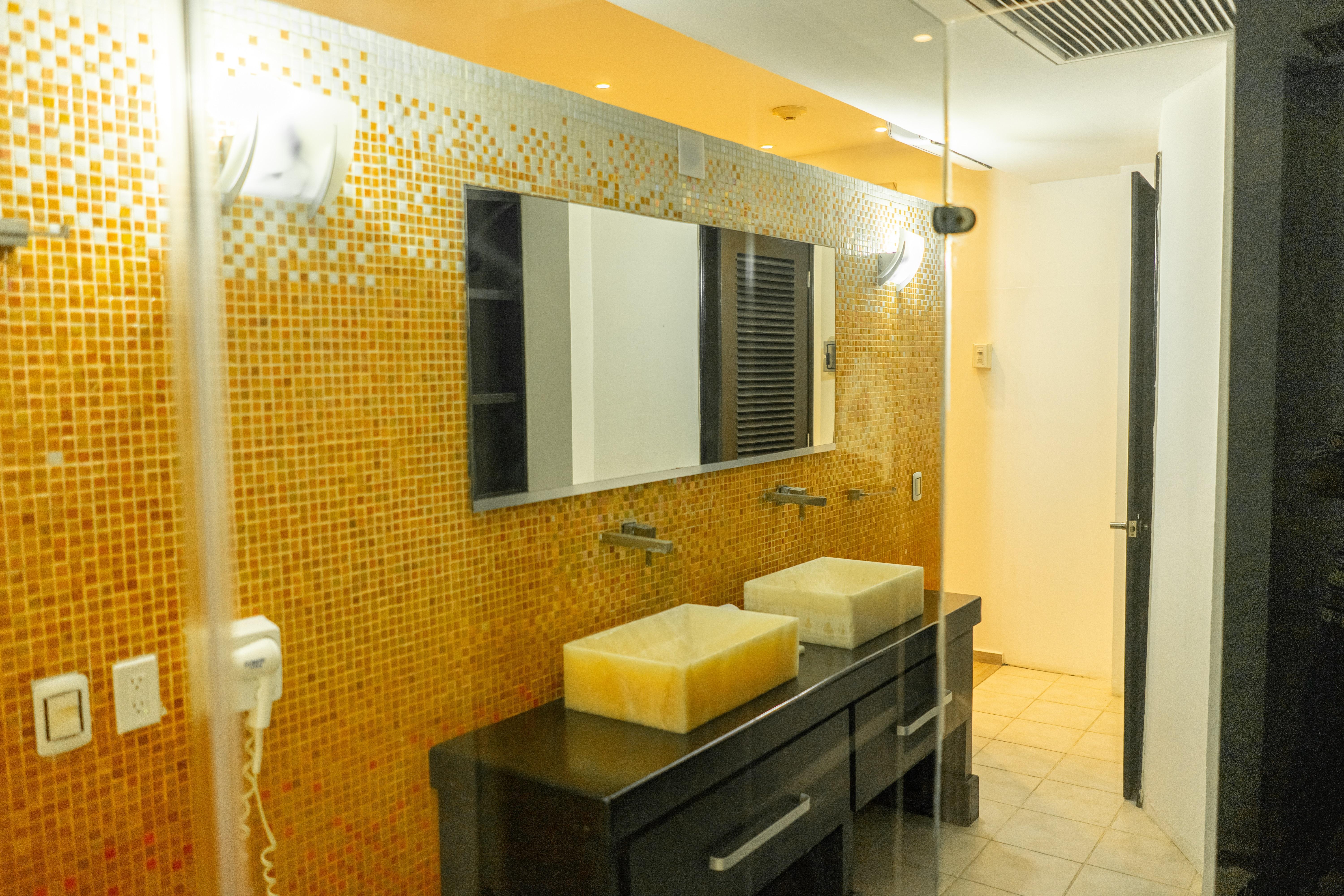 In Fashion & (adults Only) Hotel 4*