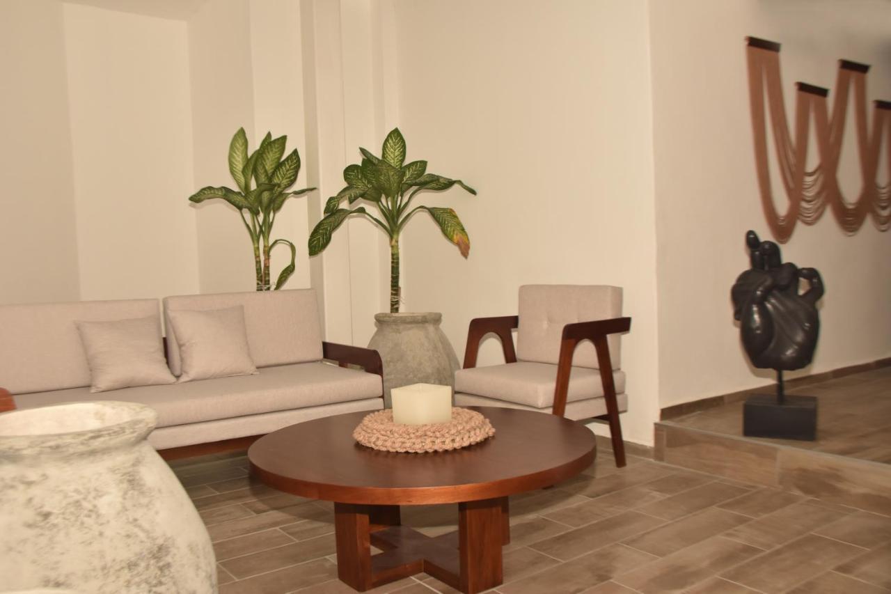 Aparthotel Luxury Two 5*