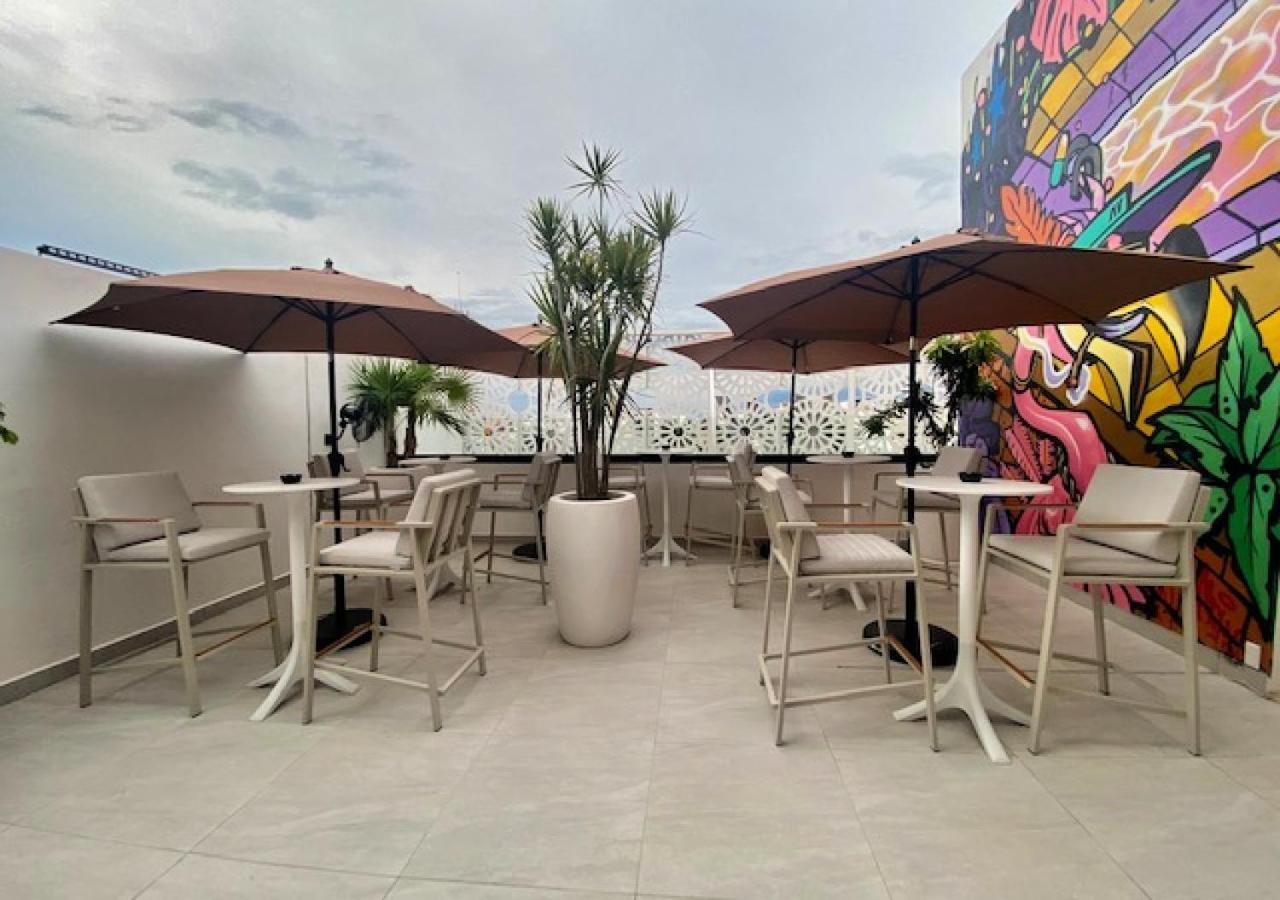 Autentico Vertical 4*