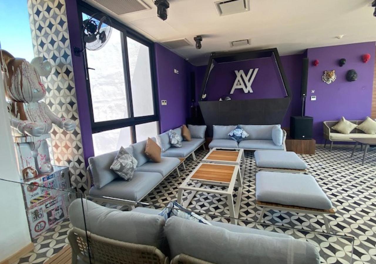 Autentico Vertical 4*
