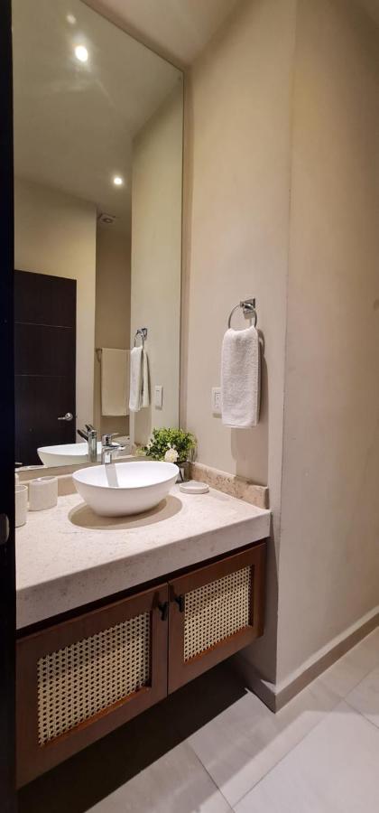 Aqua Apartment