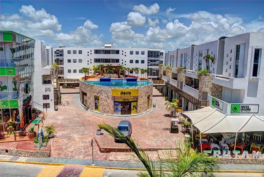 Plaza Paraiso 2Bdr 2Baths *