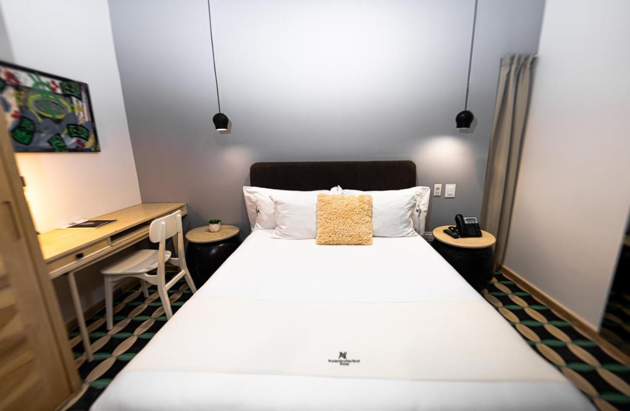 Autentico Vertical 4*