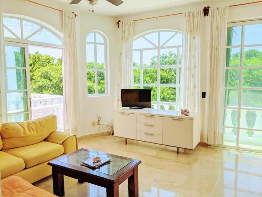 Ferienhaus 18br Up To 50guest Castillos Playacar Walk To And 5th Ave 1000mbps