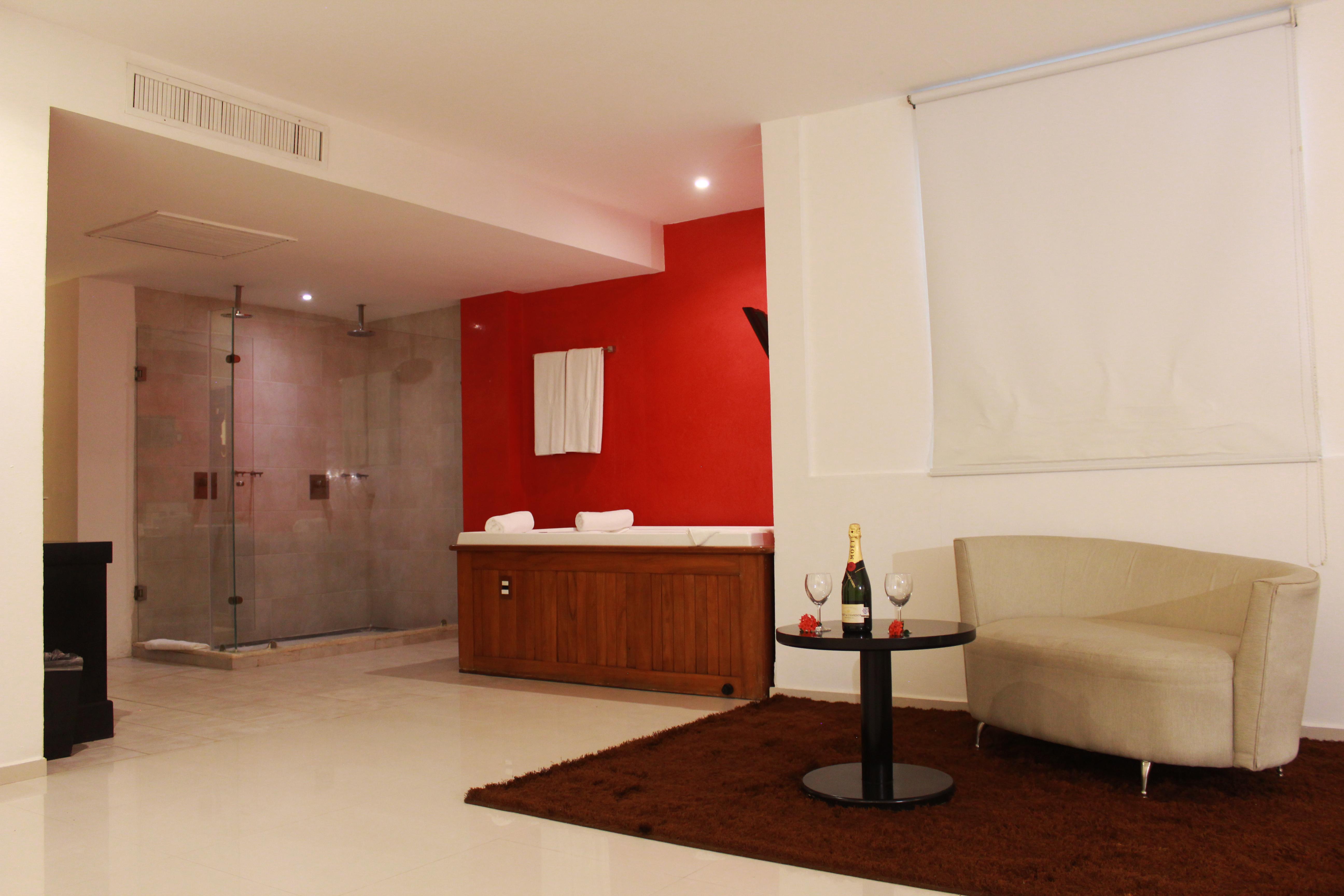 In Fashion & (adults Only) Hotel
