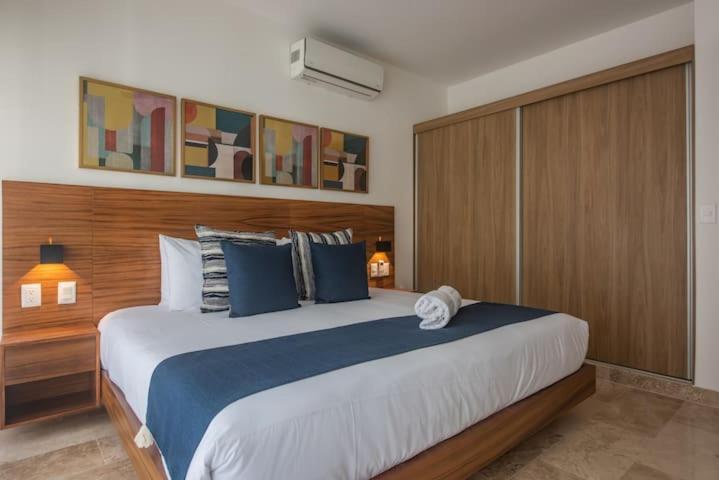 Apartment Ipana Condo, Rooftop Pools, Gym, Walk To Playa del Carmen