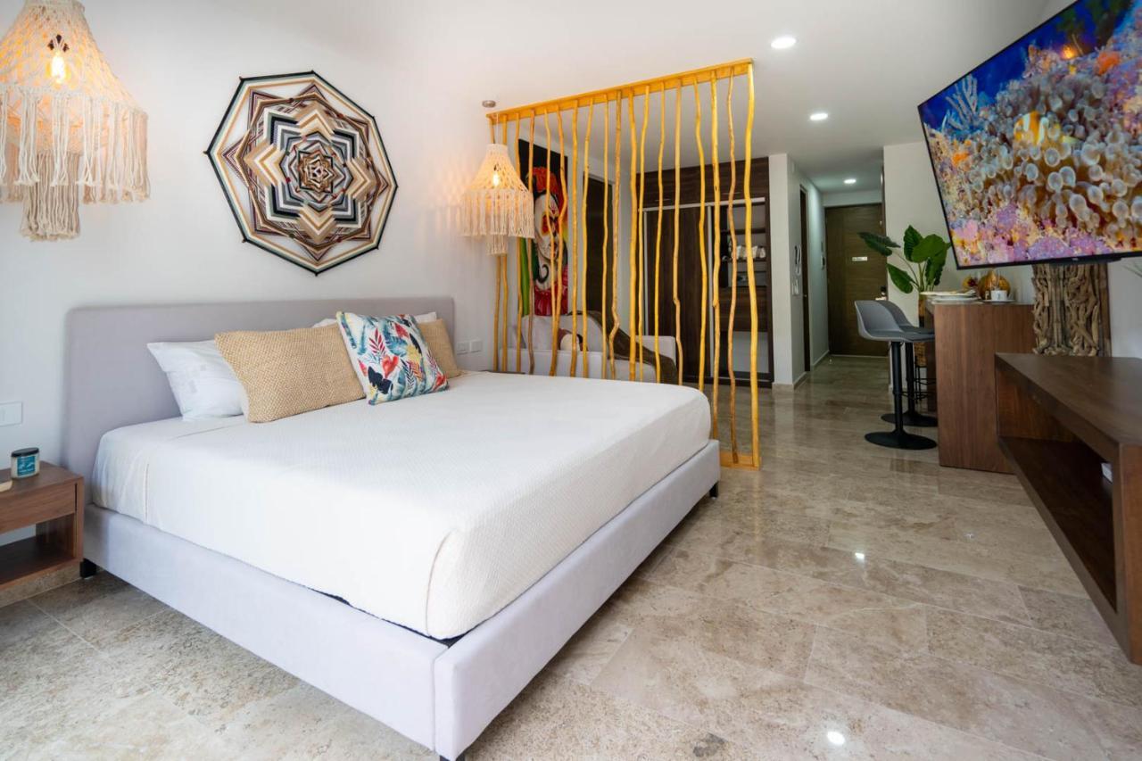 Midtown 2 By Andiani Travel * Playa del Carmen