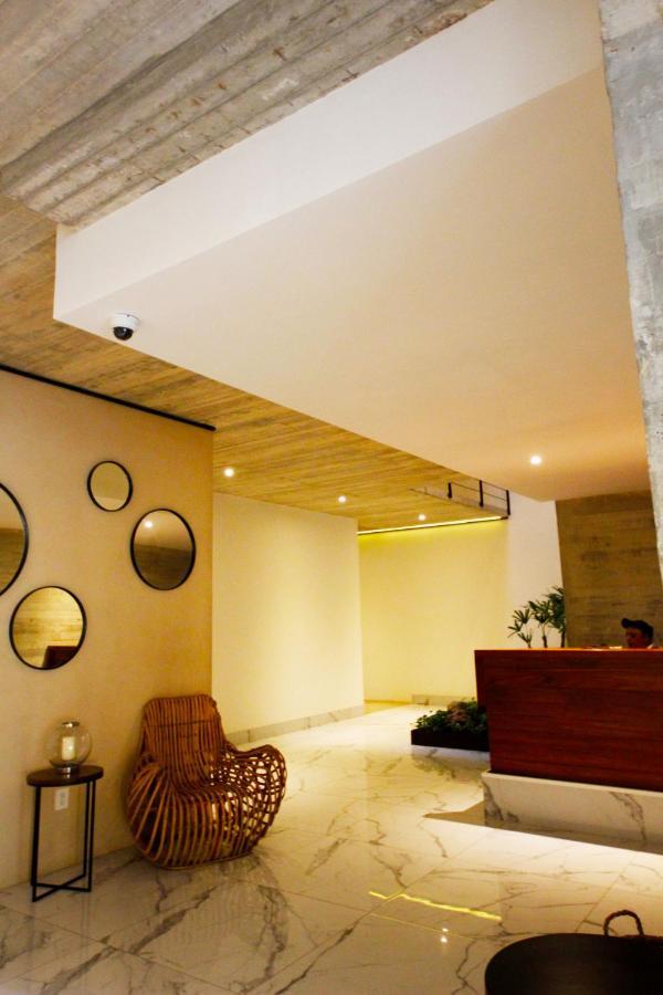 Spacious Studio, Incredible Rooftop With Sea View Apartment