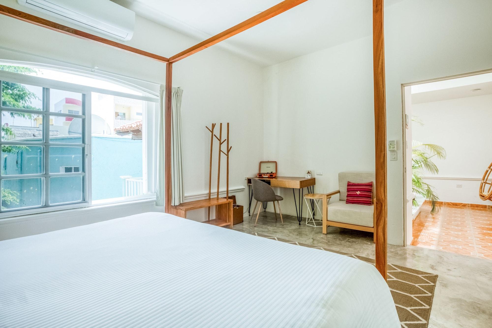 Selina Hotel