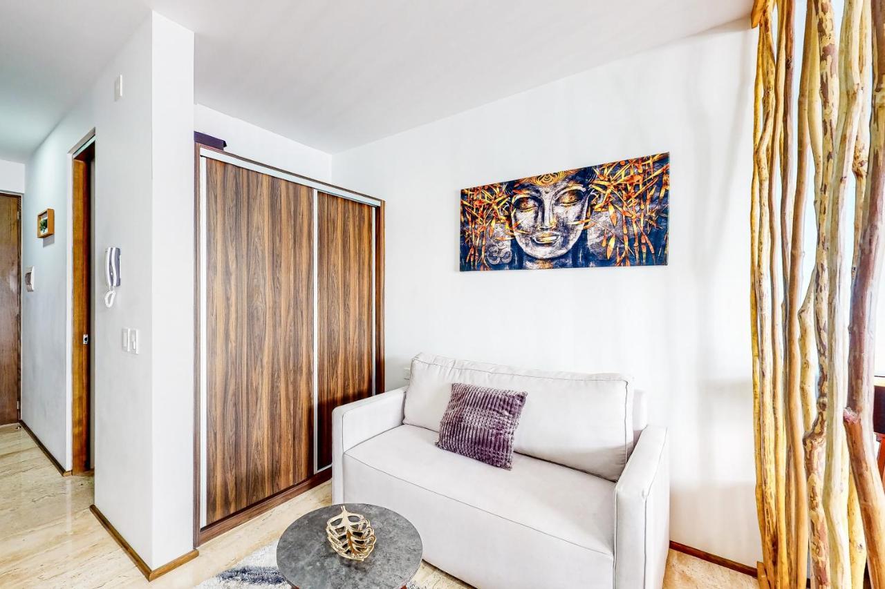 Menesse Midtown 2 Unit 208 * Playa del Carmen