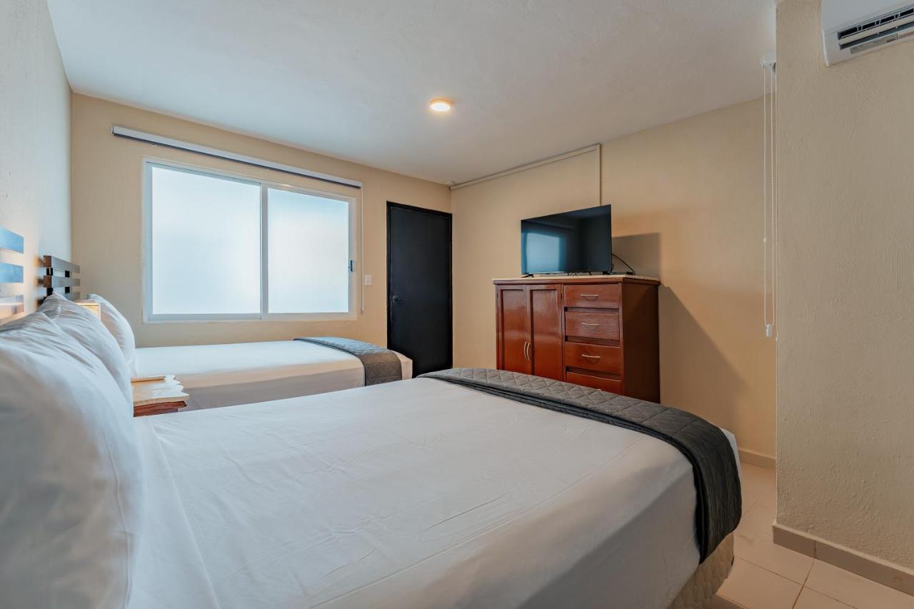 Hotel Brisas 5a Av,