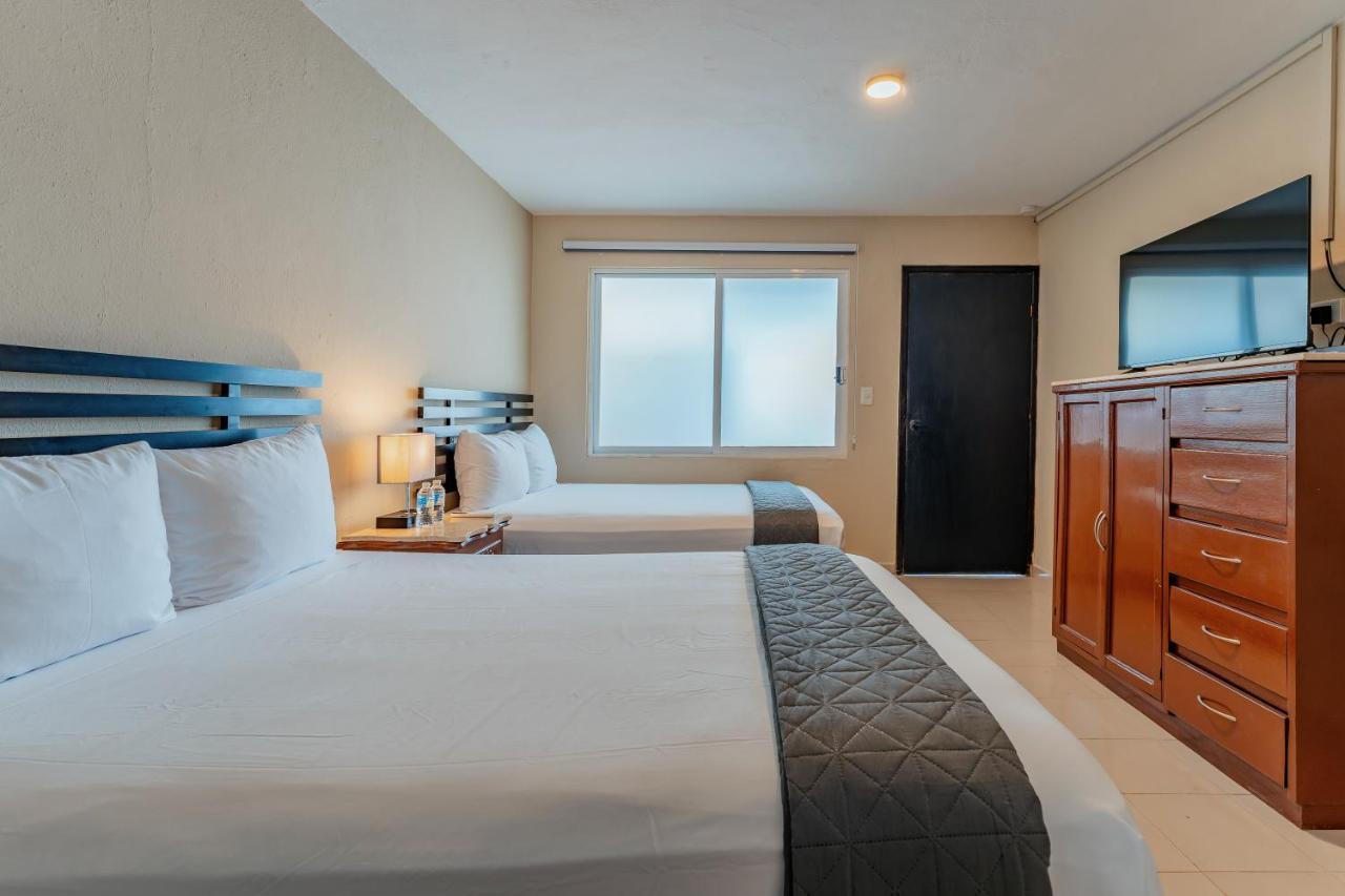 Hotel Brisas 5a Av,