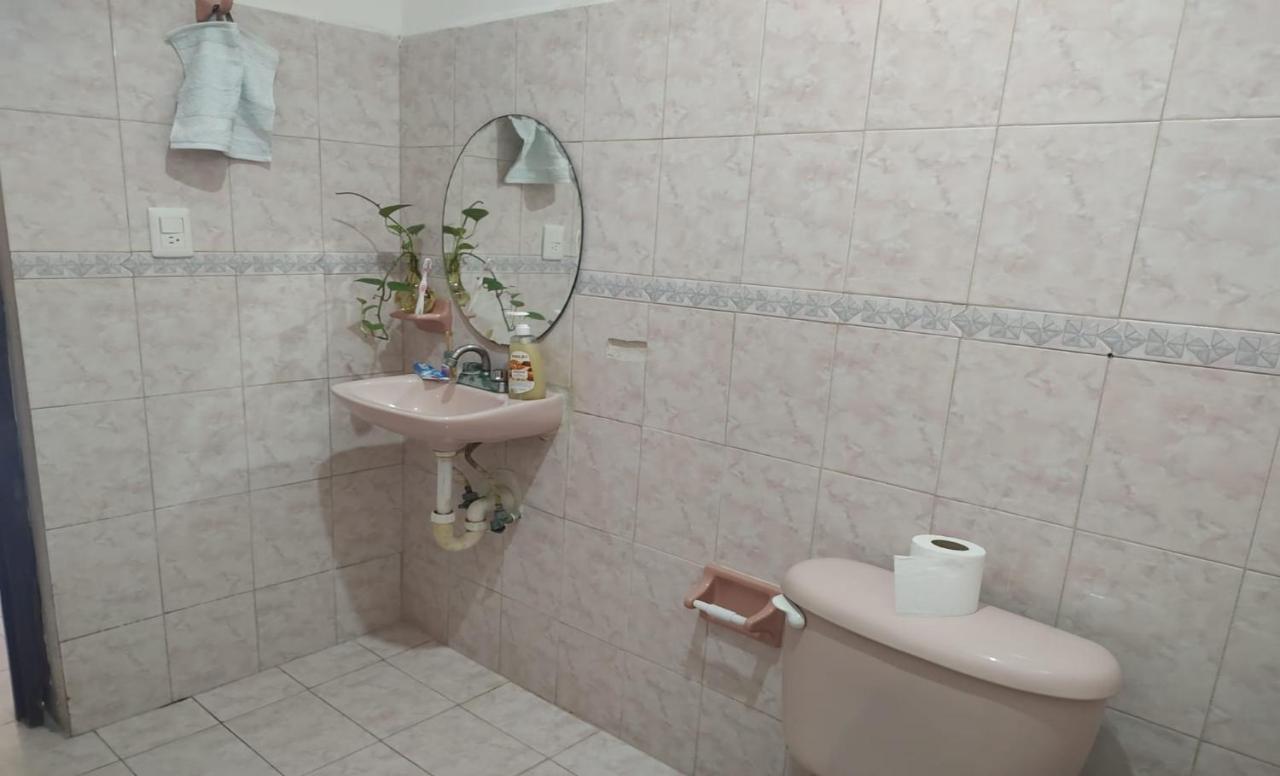 Casa Bugambilias Playa Bed & Breakfast *