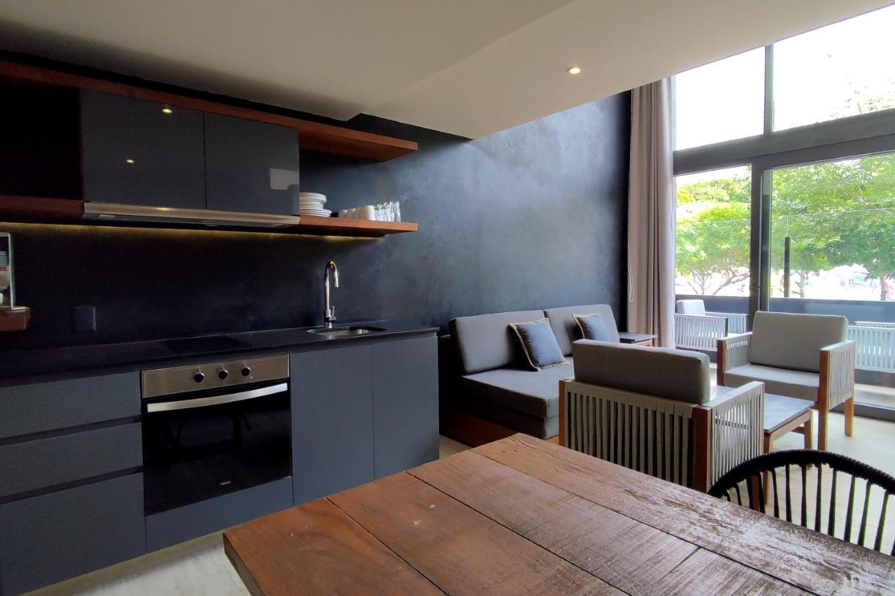 Beautiful 2 Story Loft Near The Apartahotel