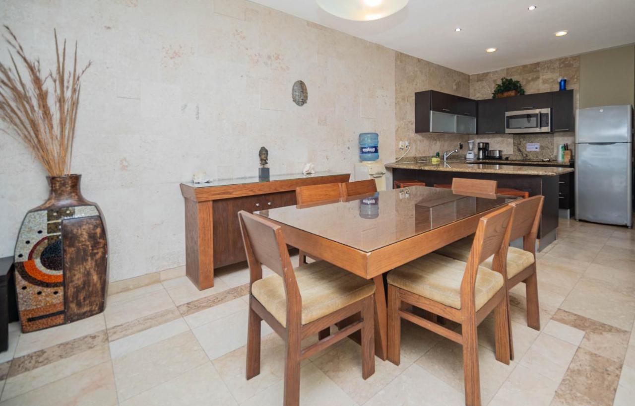 Apartment 202 C - In First Line Of With Direct Access To The *