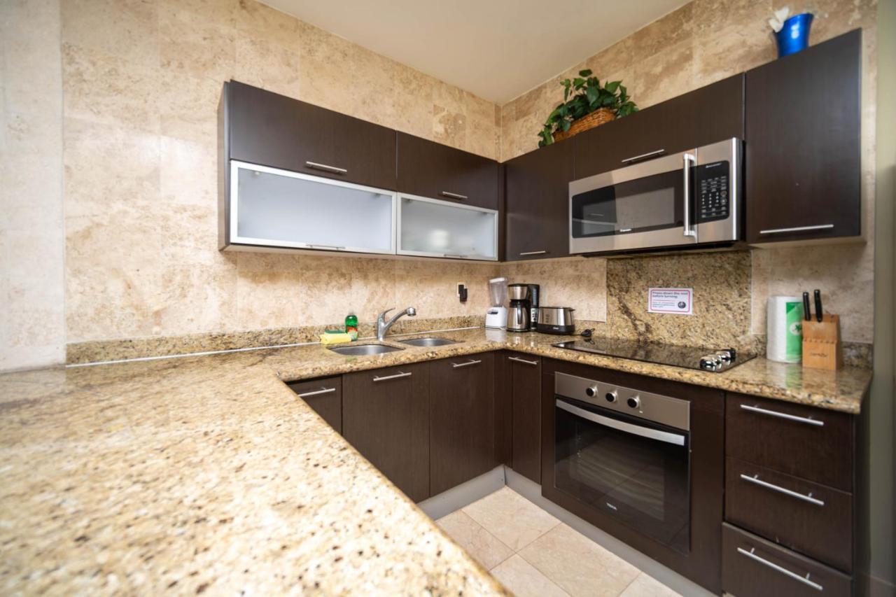 Apartment 202 C - In First Line Of With Direct Access To The Playa del Carmen