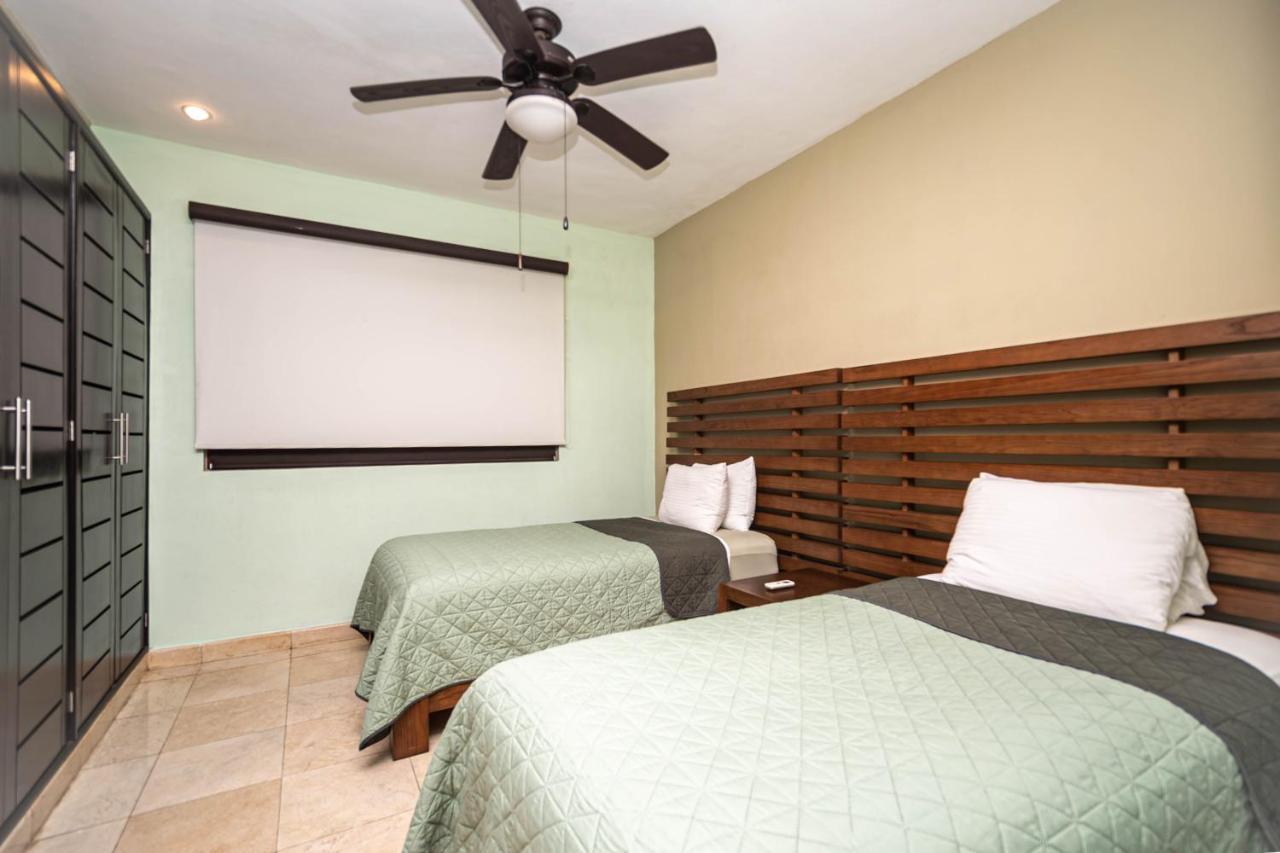 202 C - In First Line Of With Direct Access To The * Playa del Carmen