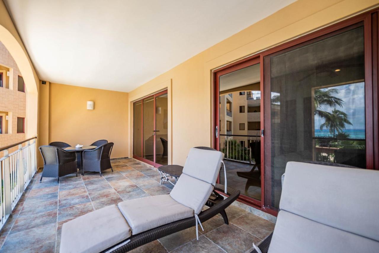202 C - In First Line Of With Direct Access To The Playa del Carmen
