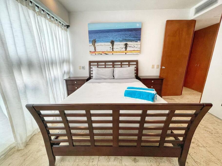 Excellent 3 Bd Steps The Apartment Playa del Carmen