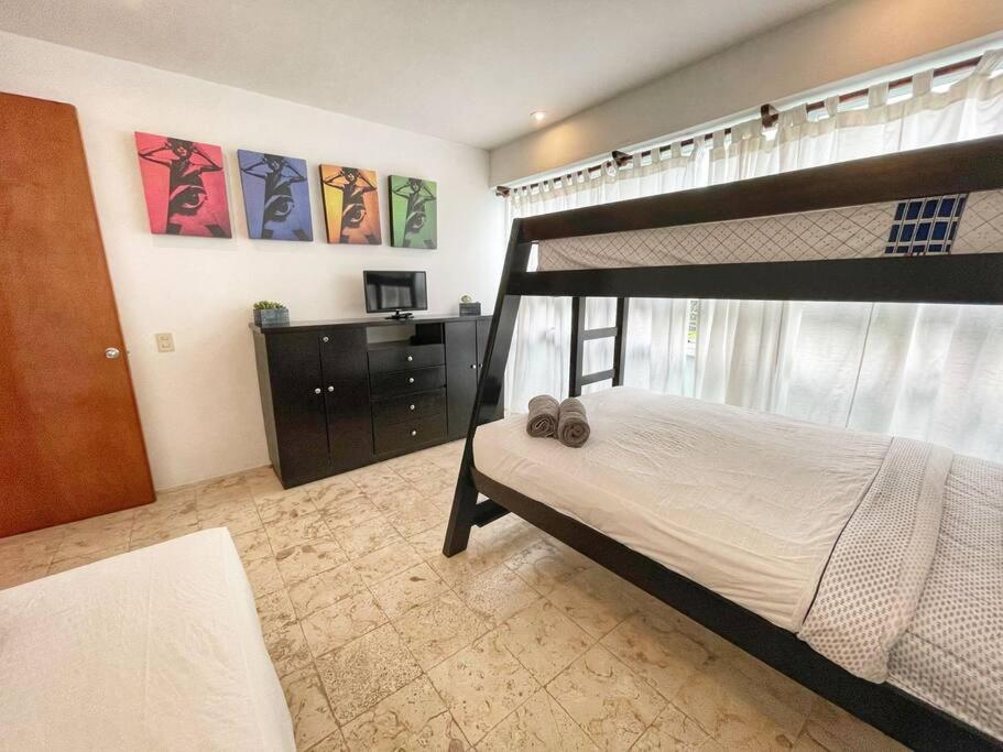 Excellent 3 Bd Steps The Apartment *