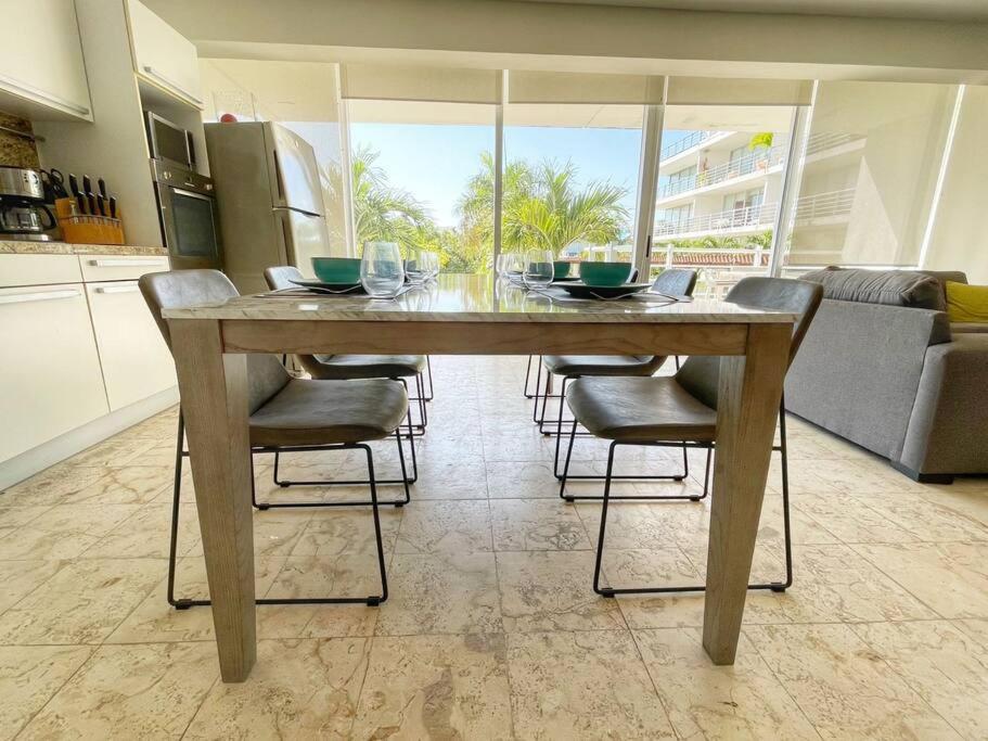 Excellent 3 Bd Steps The Apartment Playa del Carmen