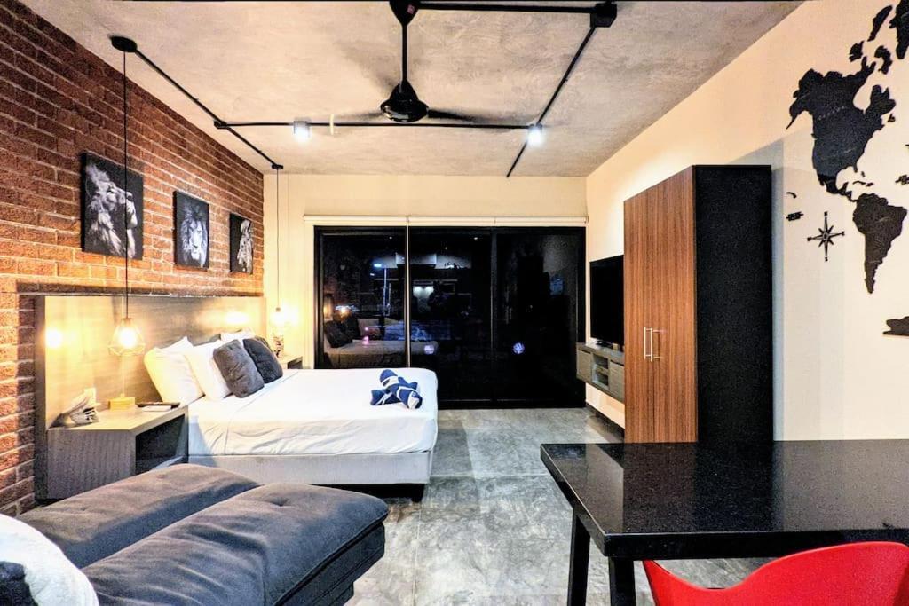 Apartment Nyc Inspired Near Everything! *
