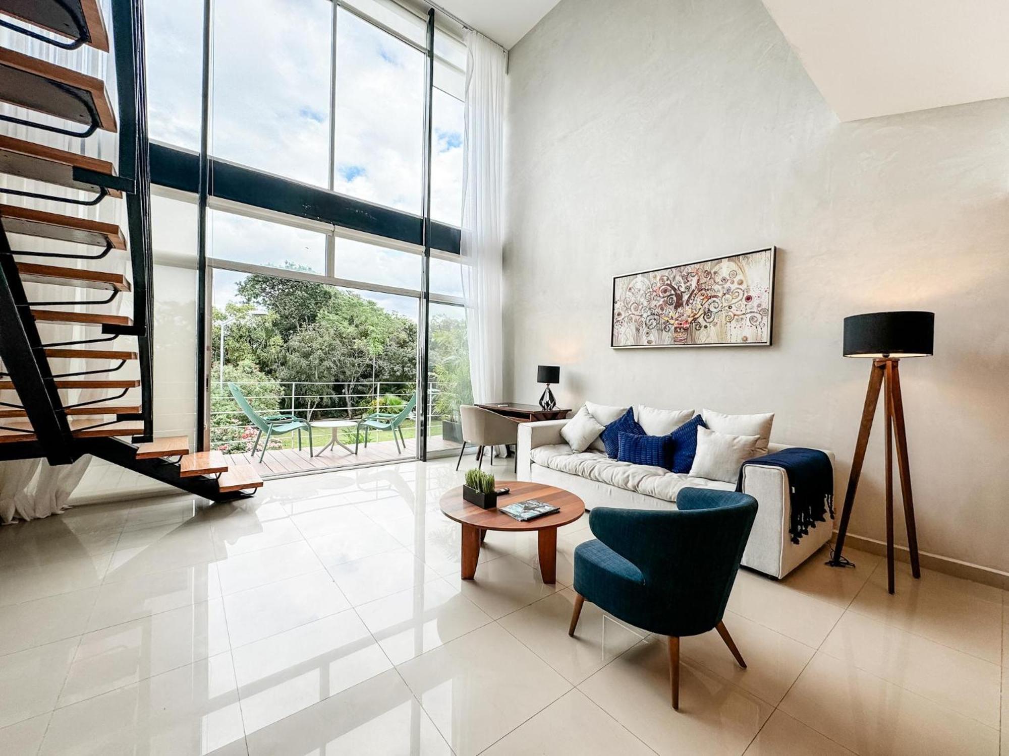 Azulb15 3 Bedroom Playacar Phase Ii Apartment *