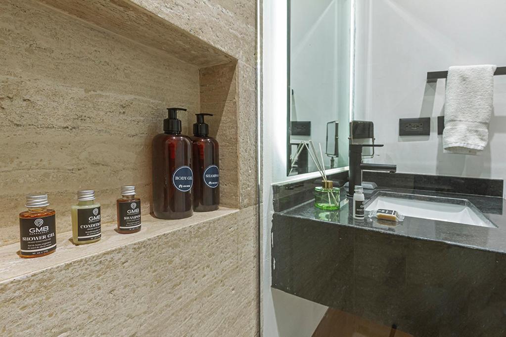 Apartment Great Location & Amazing Amenities *