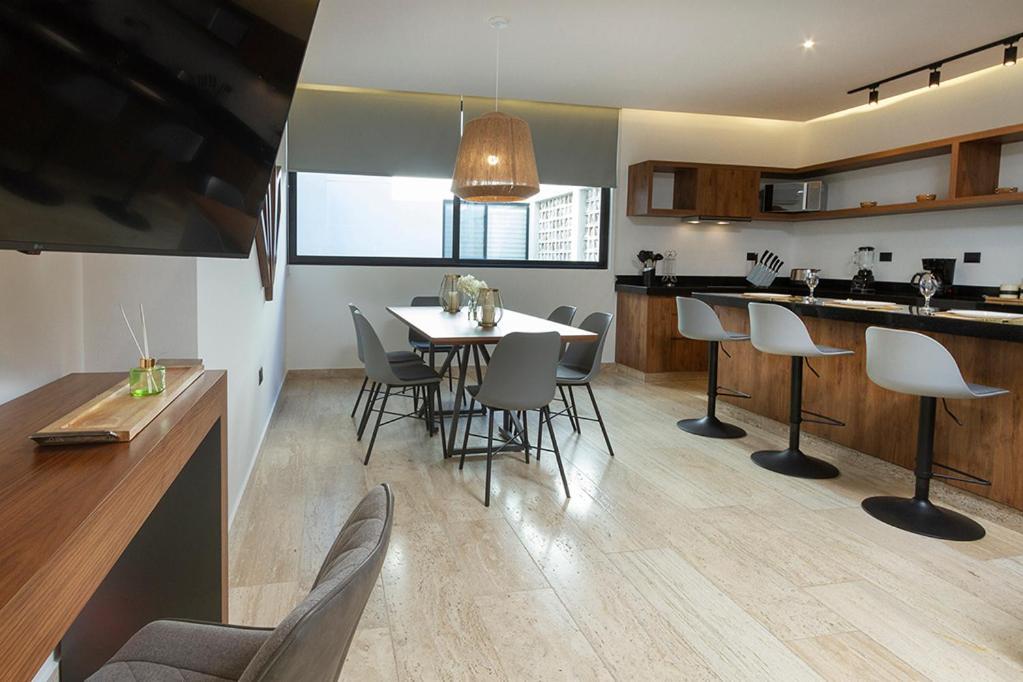 Apartment Great Location & Amazing Amenities *