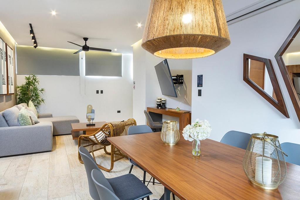 Great Location & Amazing Amenities Apartment Playa del Carmen