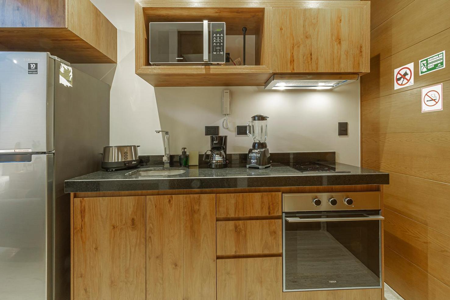 Great Location & Amazing Amenities Apartment Playa del Carmen