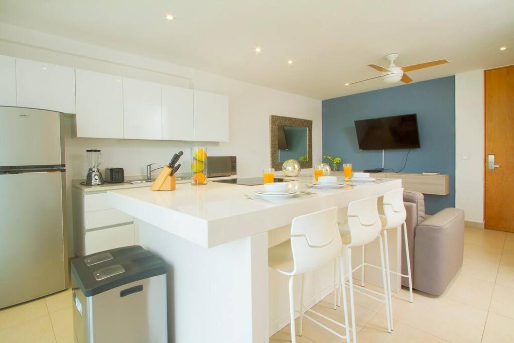 Glamorous 2 Bedroom / Up To 6 Ppl Apartment Playa del Carmen