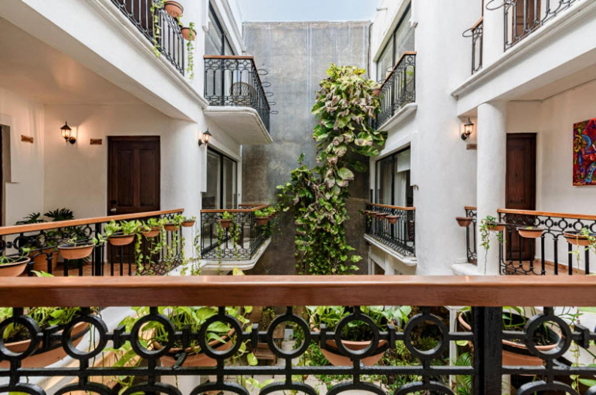 Banana Boutique & - 5th Av Hotel 3*