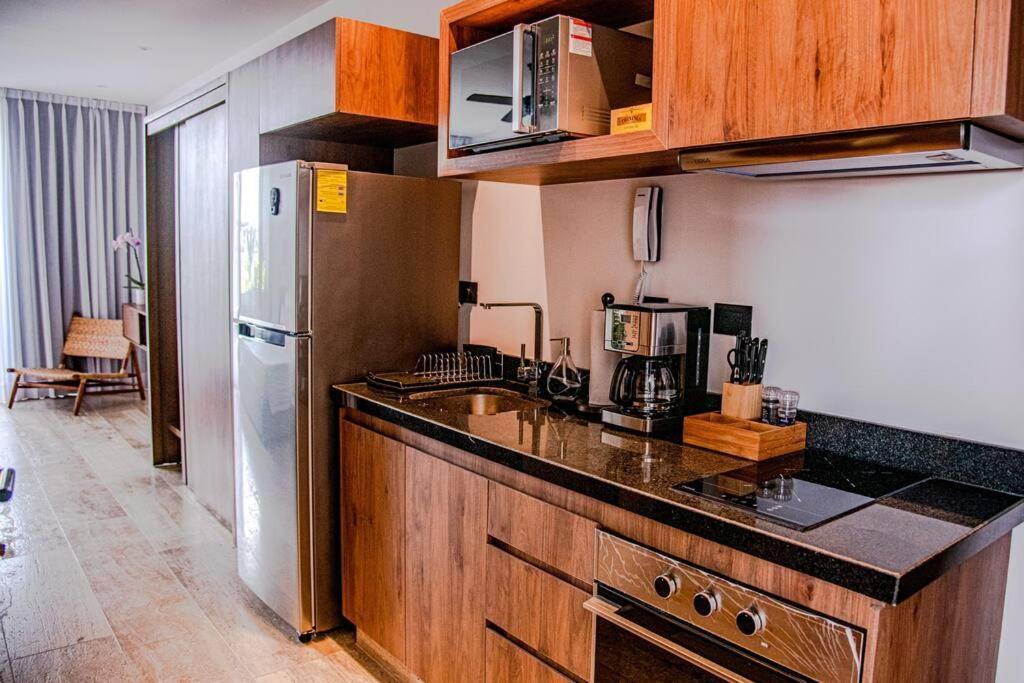 Appartement Ocean View Studio, Rooftop Pool, Steps From Hyatt