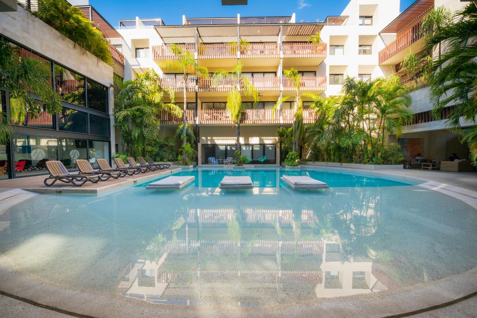 Apartment 1 Bedroom Penthouse With Pool - Palmares