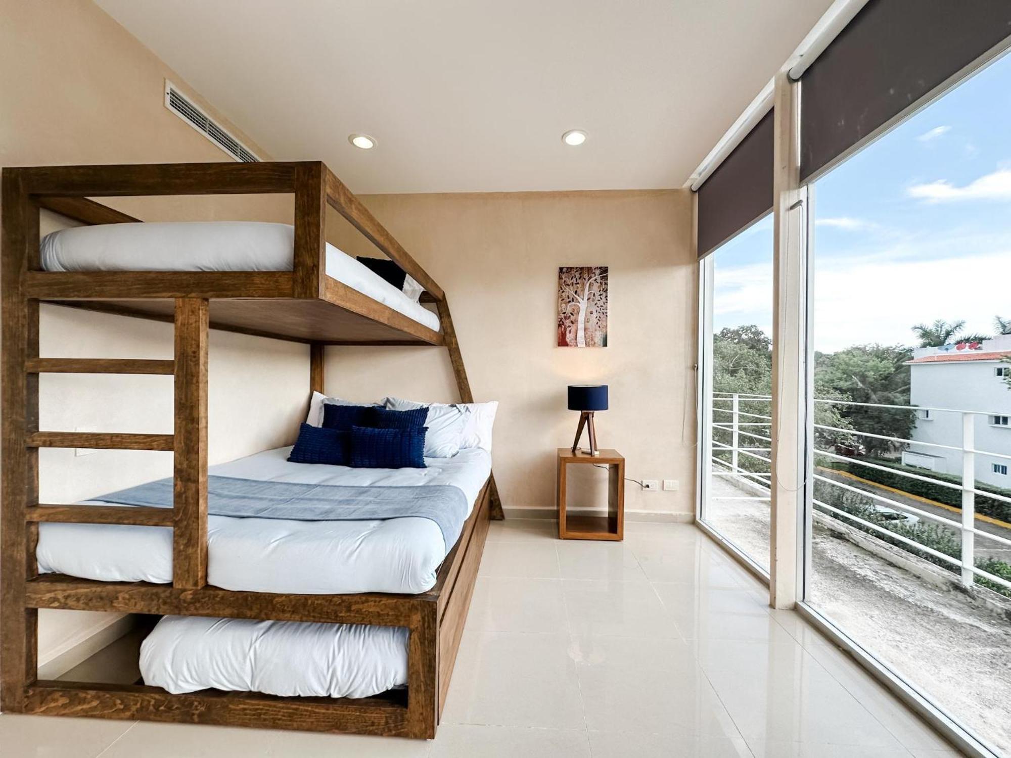 Azulb15 3 Bedroom Playacar Phase Ii Apartment