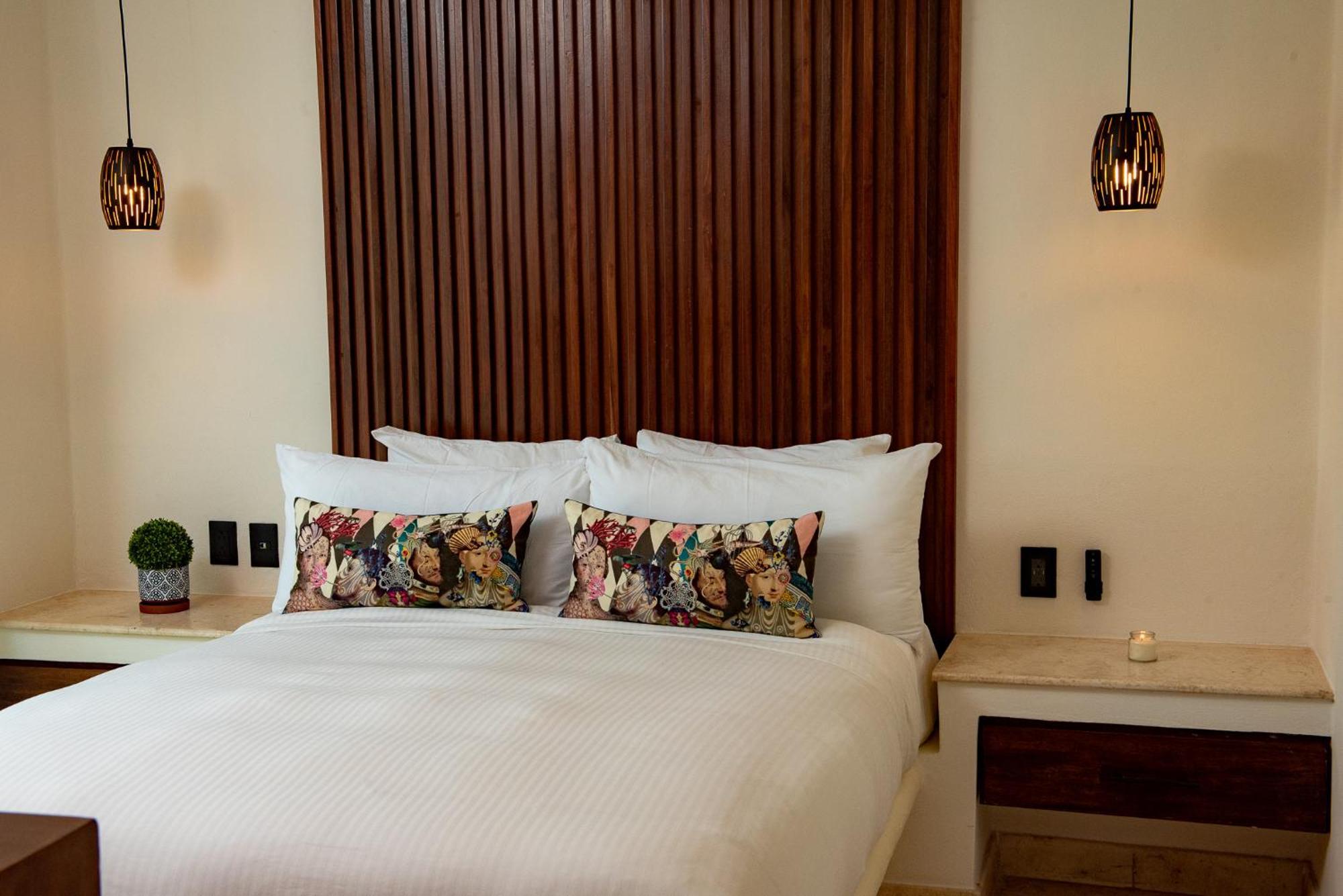 Hotel Maya And Beachclub