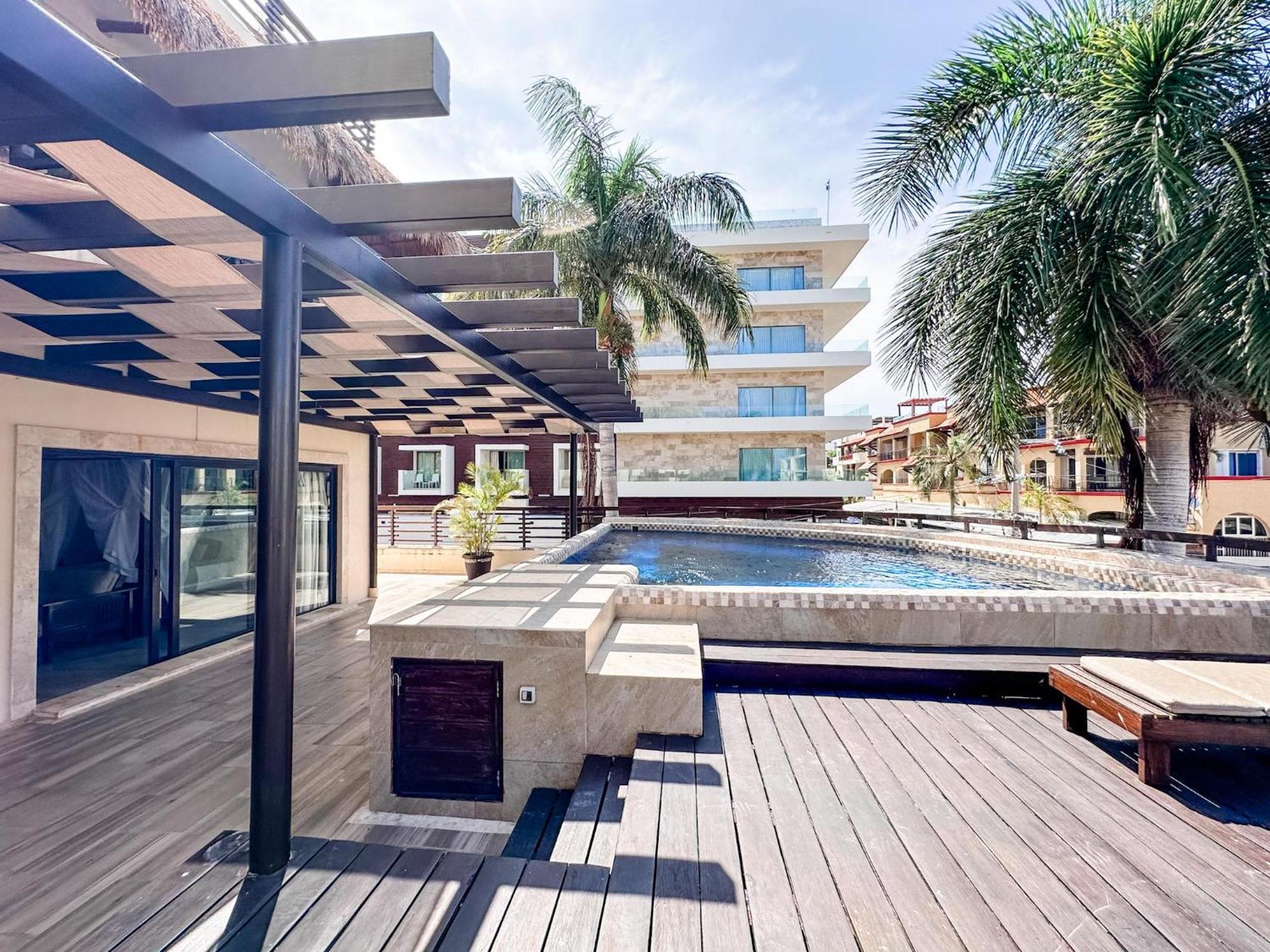 Apartamento Atb33 Amazing With Enormous Terrace & Privatepool Playa del Carmen