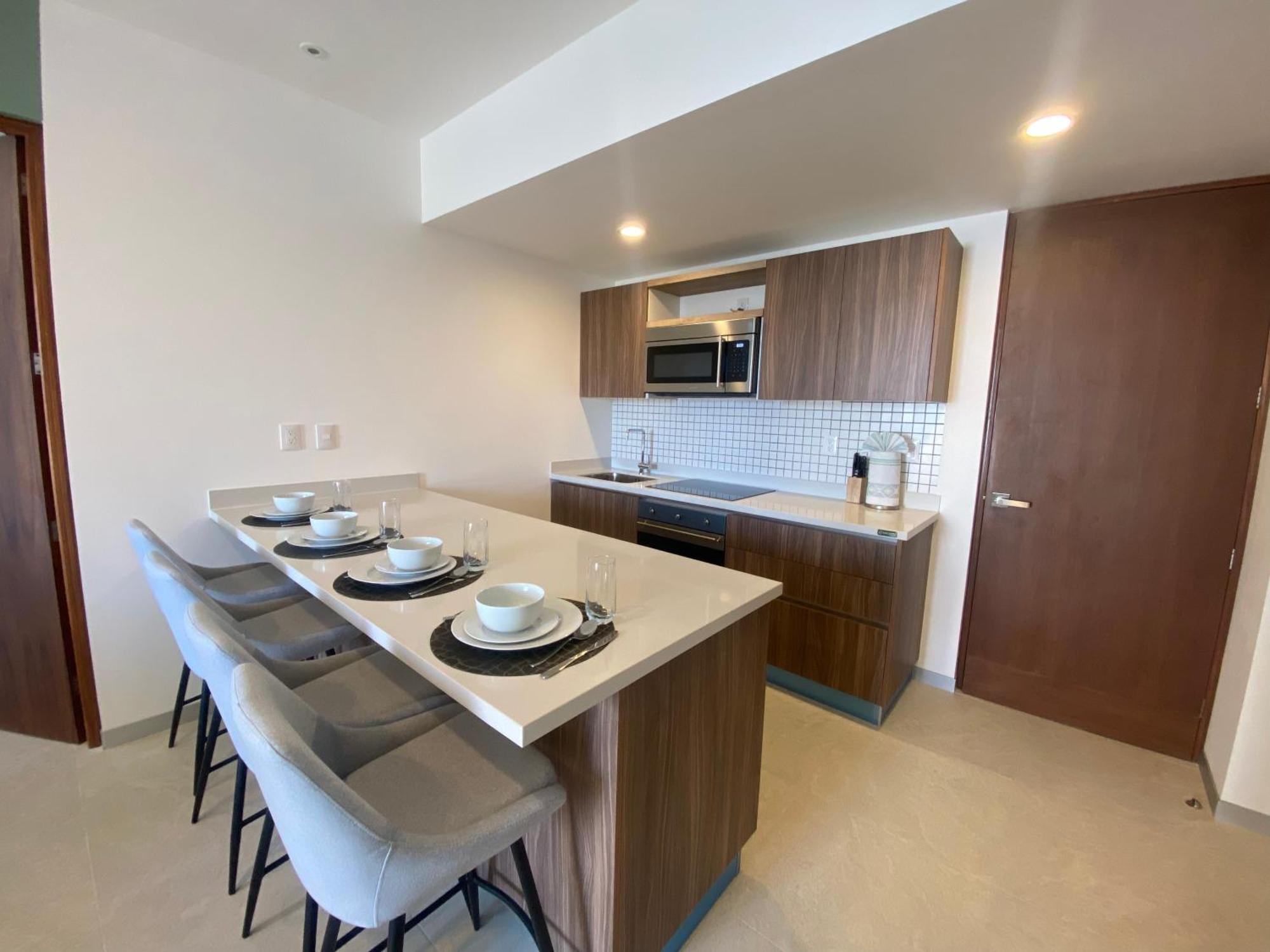 Elegant 2br In The Heart Of Playa Cinema Kidszone 2 Pools