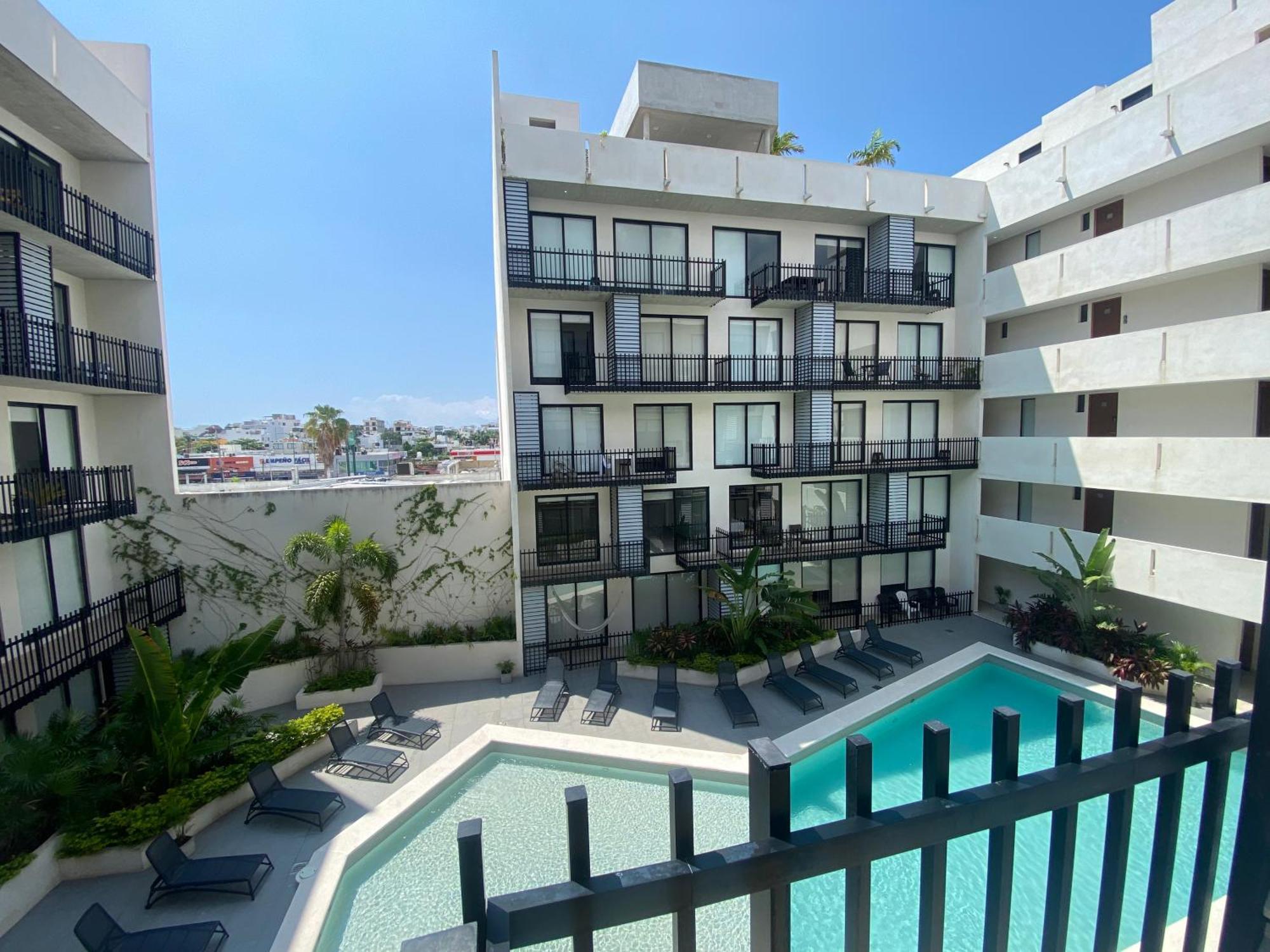 Elegant 2br In The Heart Of Playa Cinema Kidszone 2 Pools Playa del Carmen
