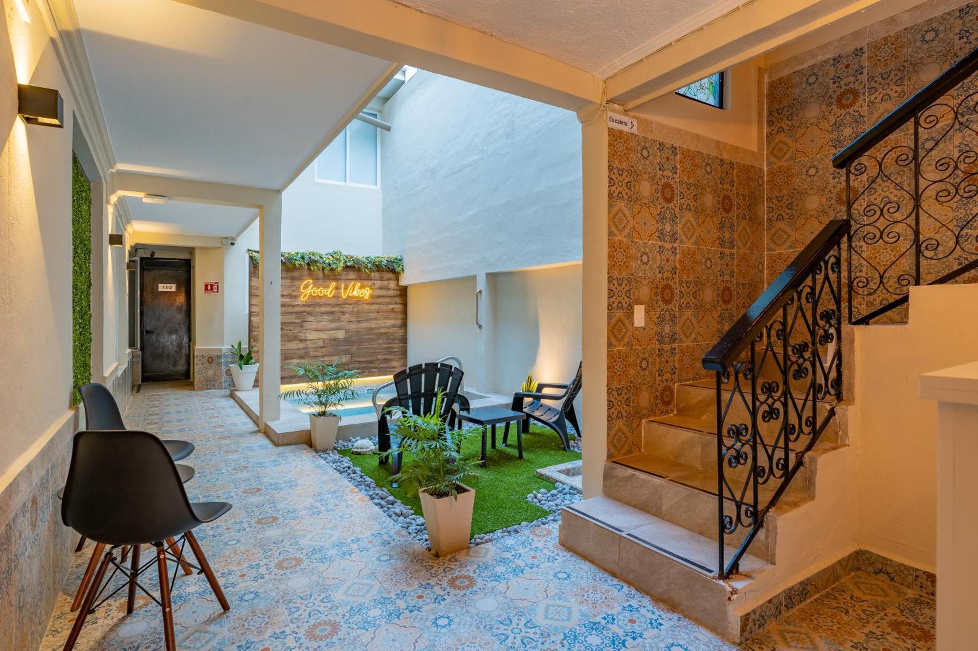 Hotel Brisas 5a Av,