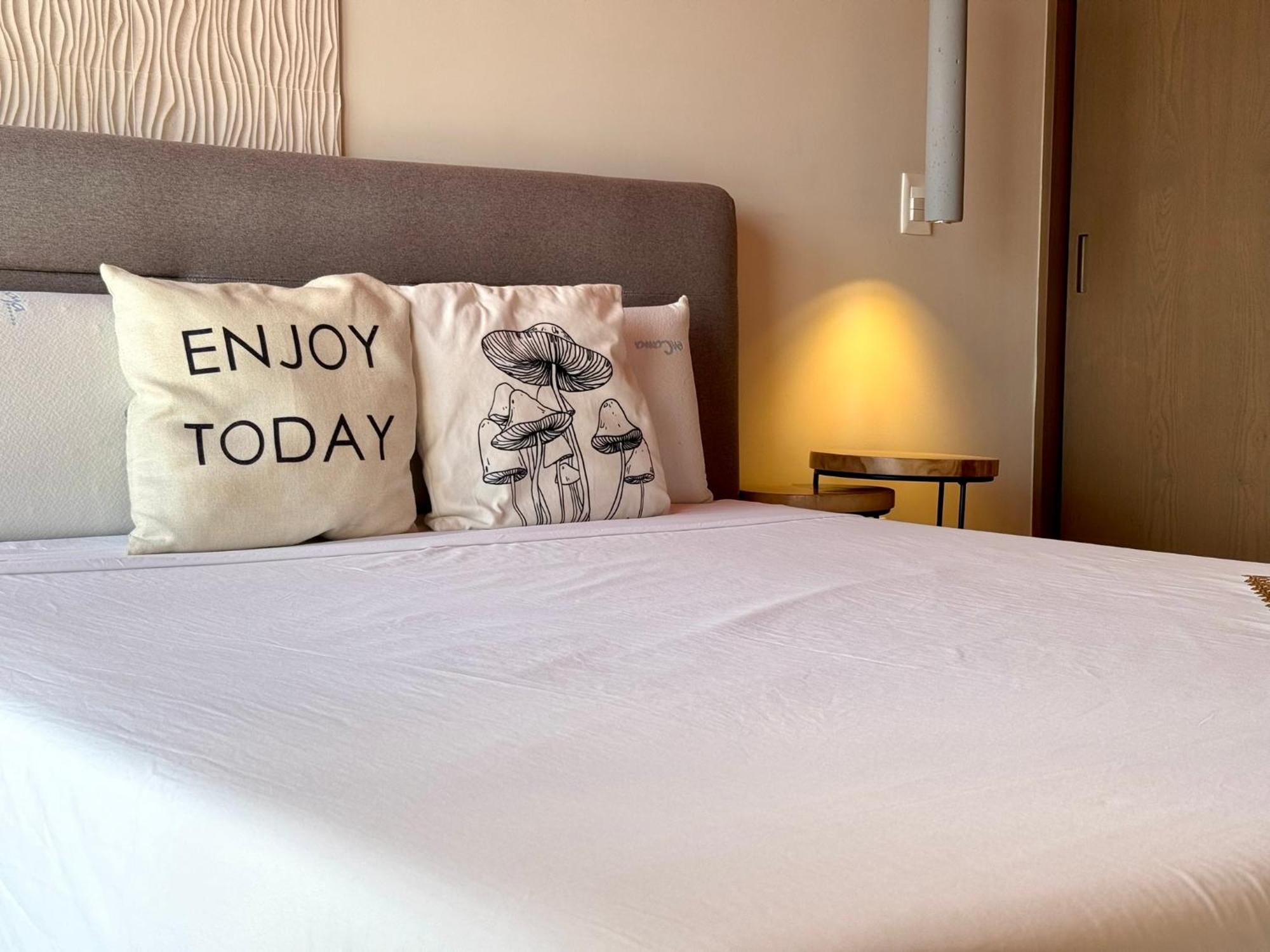 Beautiful Steps From The W/ Rooftop Pool * Playa del Carmen