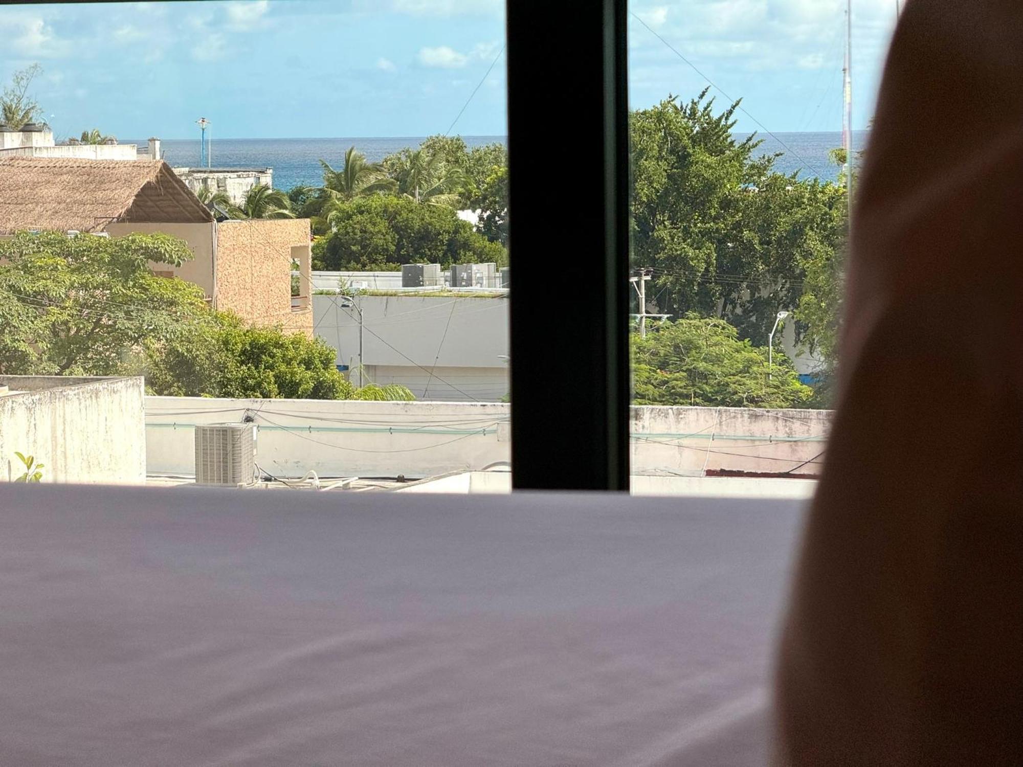 Beautiful Steps From The W/ Rooftop Pool Apartamento