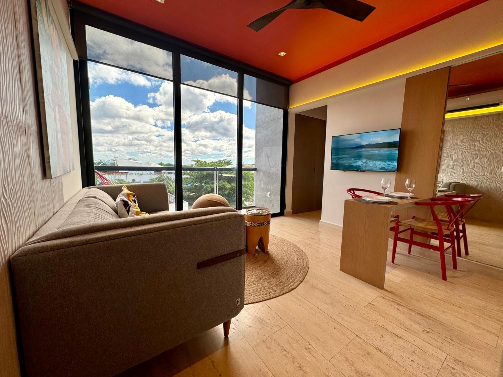 Apartamento Beautiful Steps From The W/ Rooftop Pool