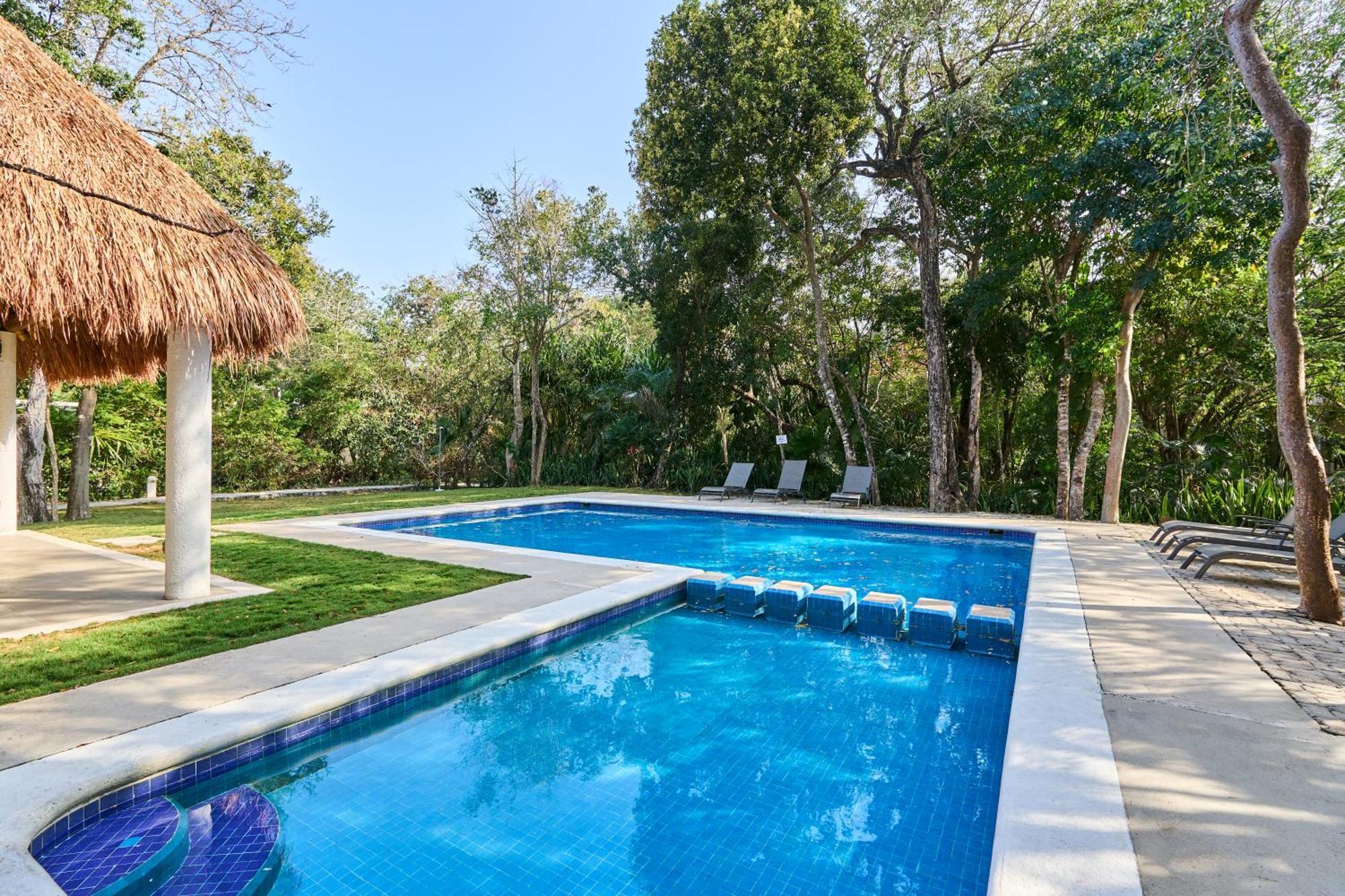 Spacious And Stylish Vacation For 8 With Private Pool And Large Terrace Casa de férias Playa del Carmen