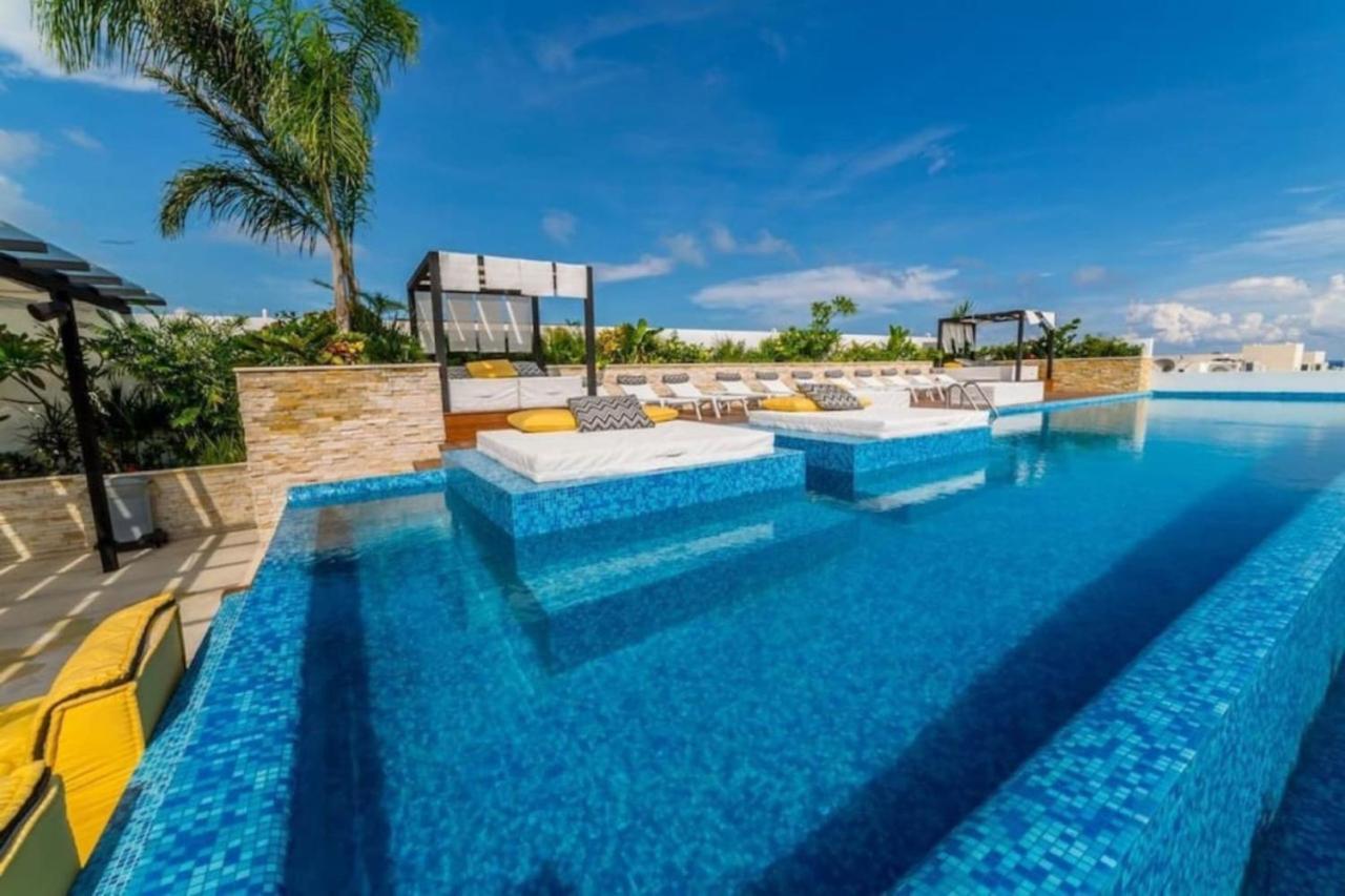 Downtown Exclusive 2br Ph With Priv Pool Gym Cinema