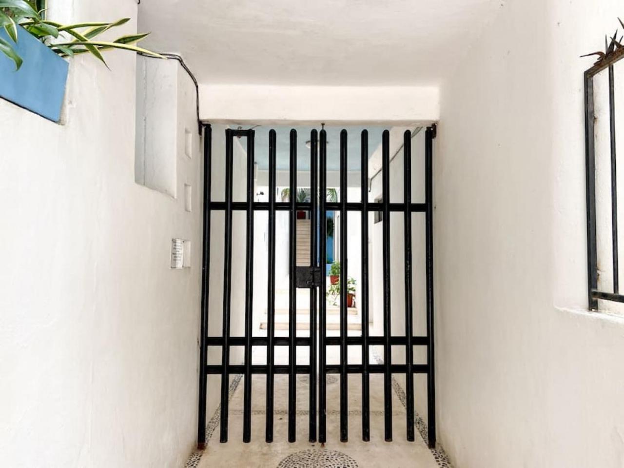 The Location 2br Condo- 100m To And 5ave Playa del Carmen